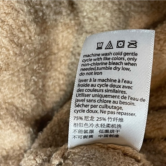 Barefoot Dreams Cozy Chic Lite 1/2 Zip Poncho Beige Size L/XL - Picture 13 of 15